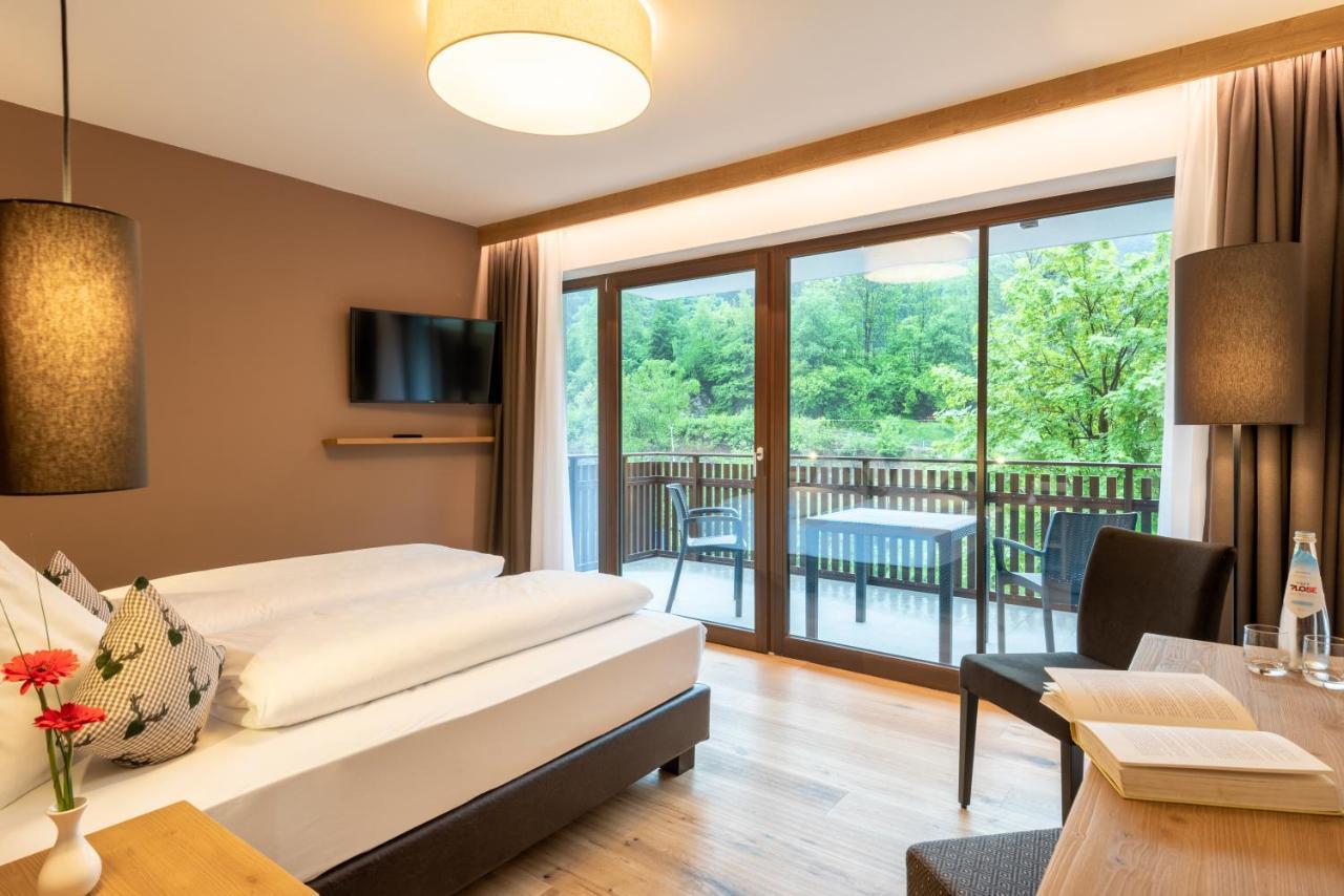 River Hotel Post Киенес Екстериор снимка