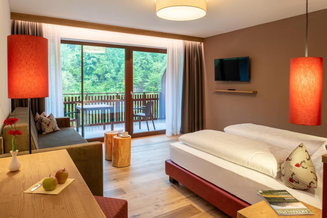 River Hotel Post Киенес Екстериор снимка