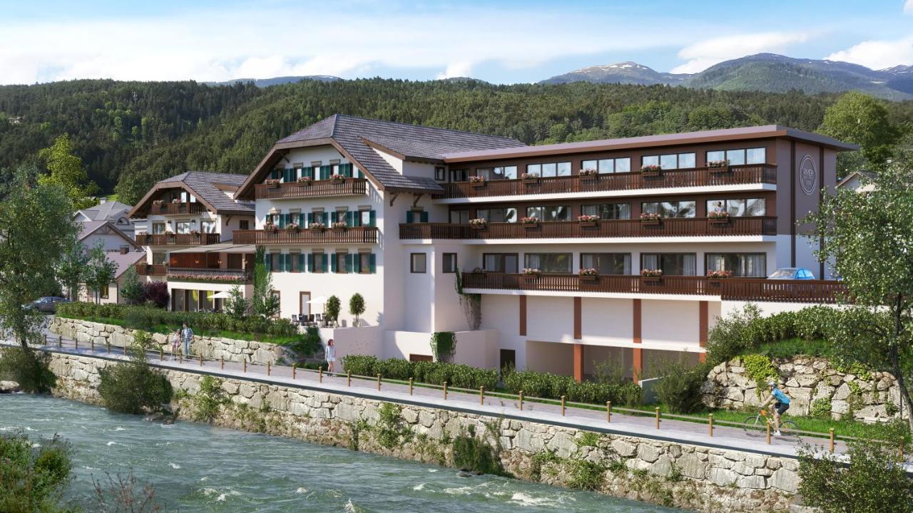 River Hotel Post Киенес Екстериор снимка